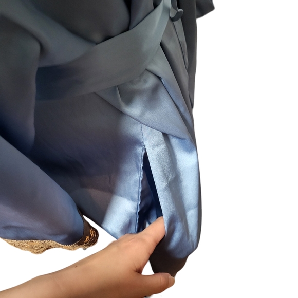 Intimate Attitudes silk/lace long sleeve midi belted housecoat w pockets size L - Picture 5 of 5